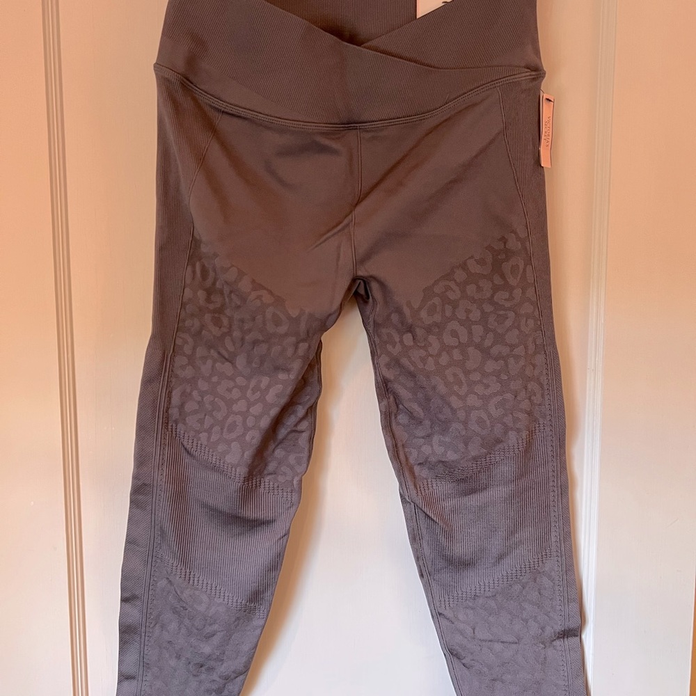 Victoria’s Secret XL High Rise seamless 7/8 Tight